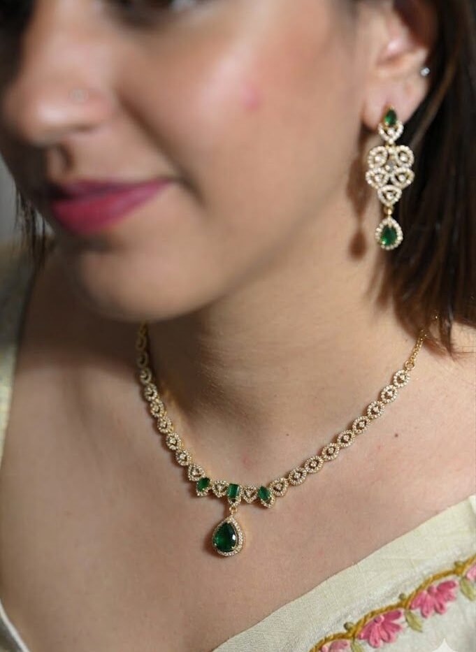 Green pearl with earing