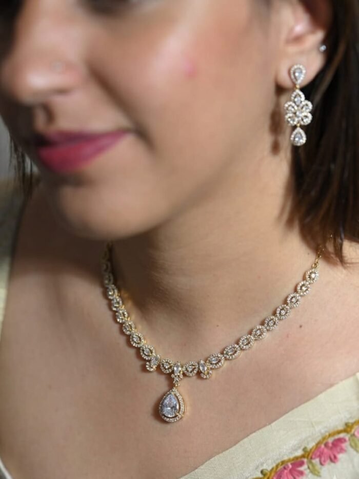 Silver Dewdrop Necklace Set 💫