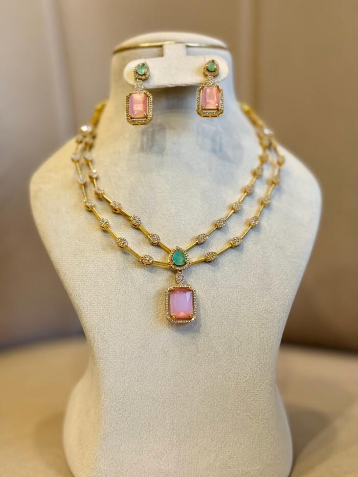 CLASSIC DOUBLE LAYER PENDENT NECKLACE